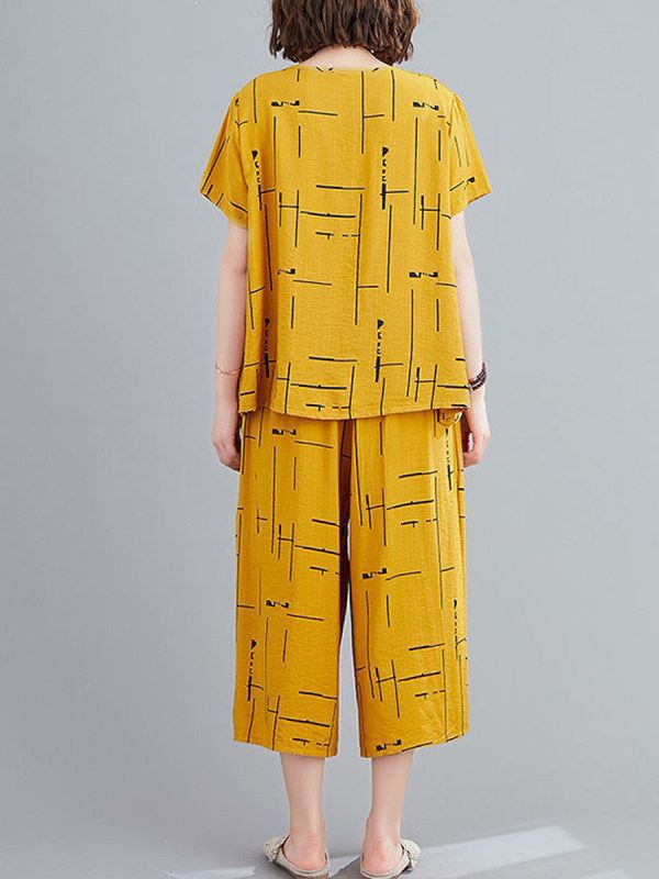 Women Half Sleeves Printed Nightwear